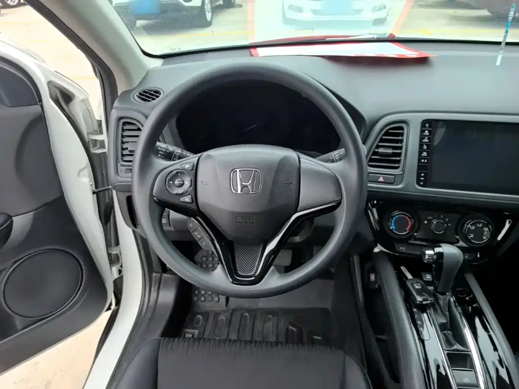 Honda Vezel 2021 — фото 11