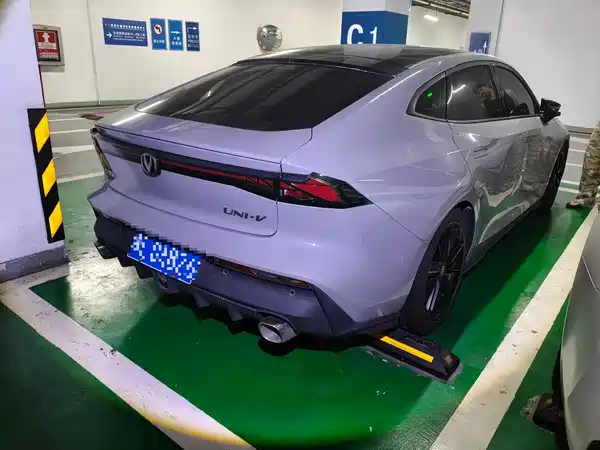 Changan UNI-V 2023