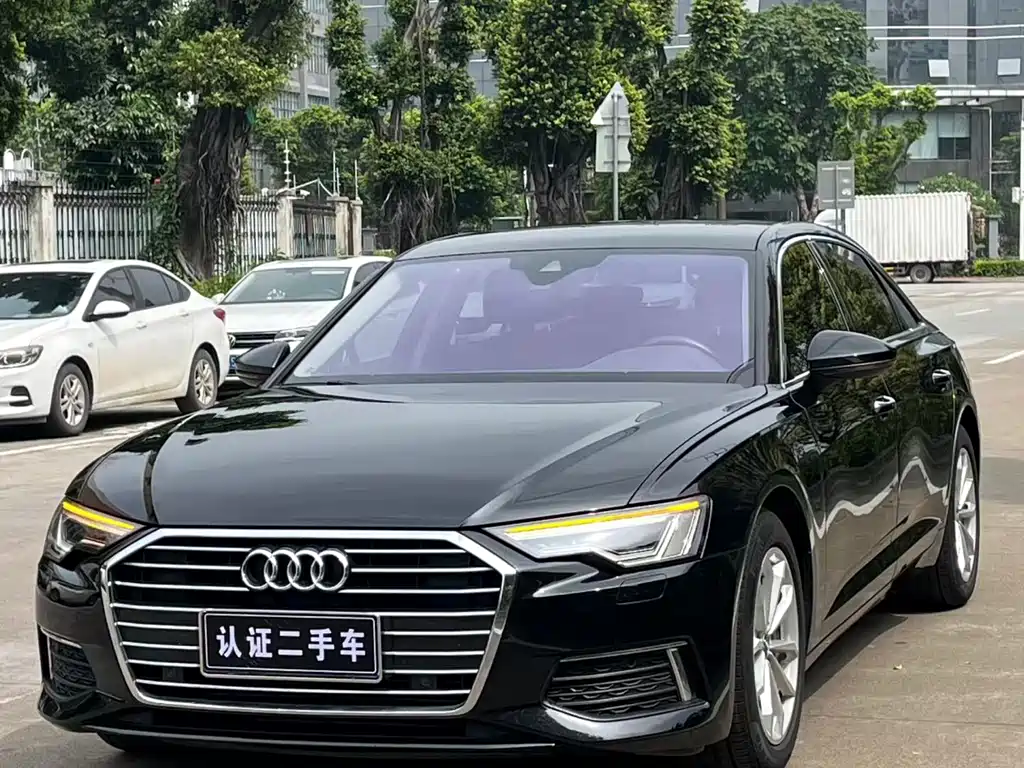 Audi A6L 2021 — фото 1