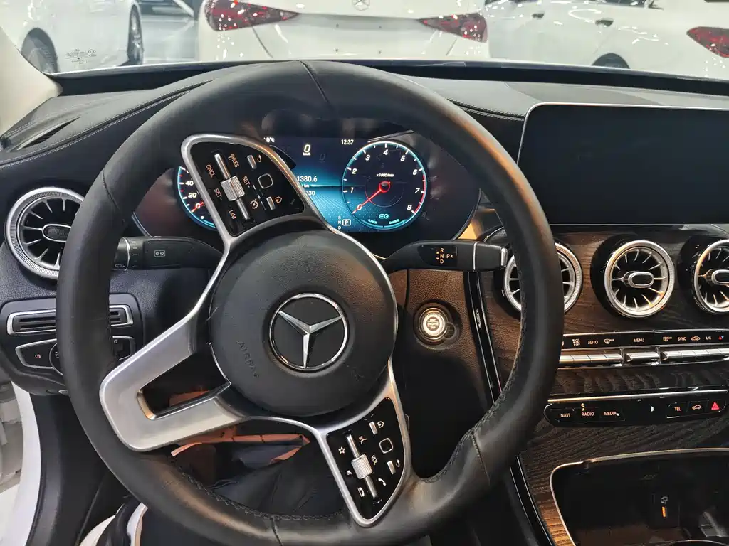 Mercedes-Benz C-Class 2019 — фото 7