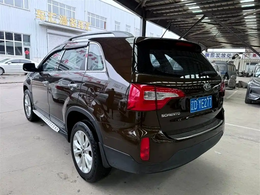 Kia Sorento 2013 — фото 6