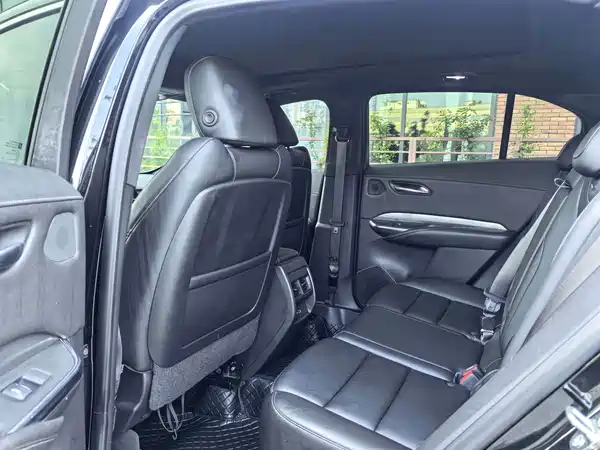 Cadillac XT4 2024