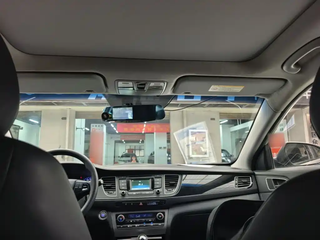 Hyundai Mistra 2015 — фото 18