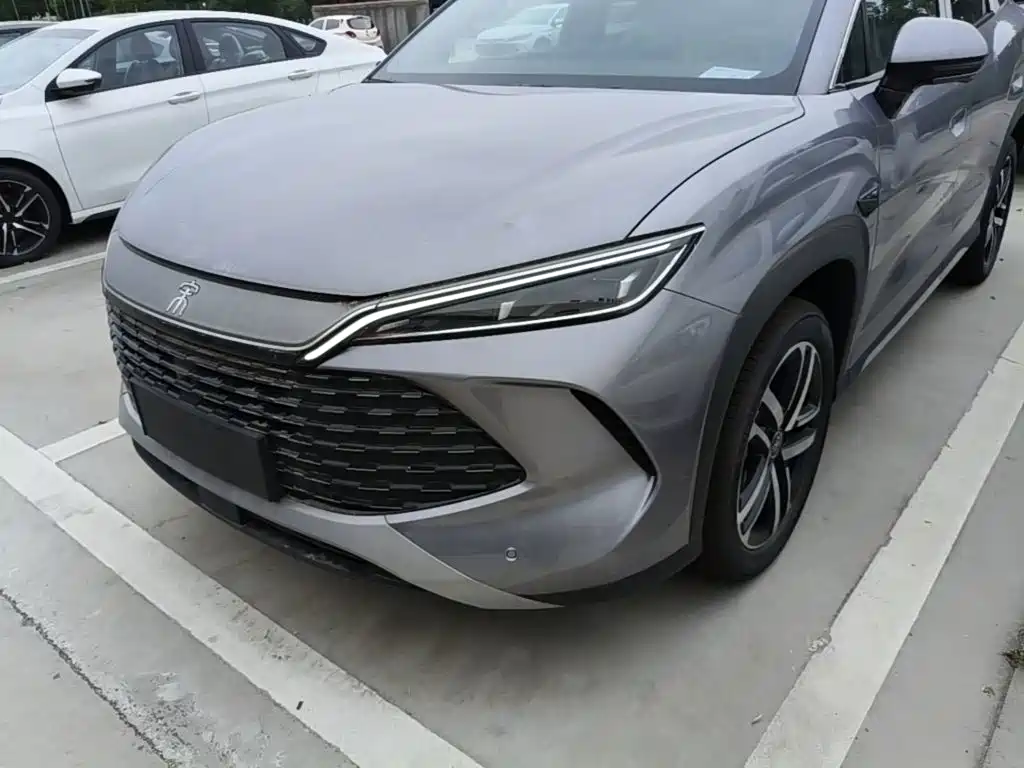BYD L DM-i 2026 — фото 24