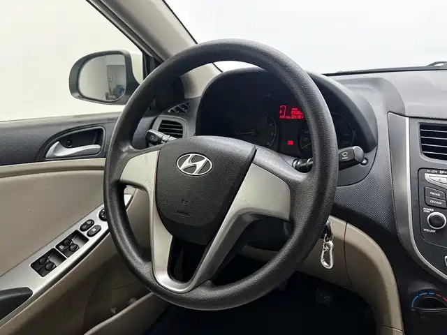 Hyundai Verna 2015 — фото 9