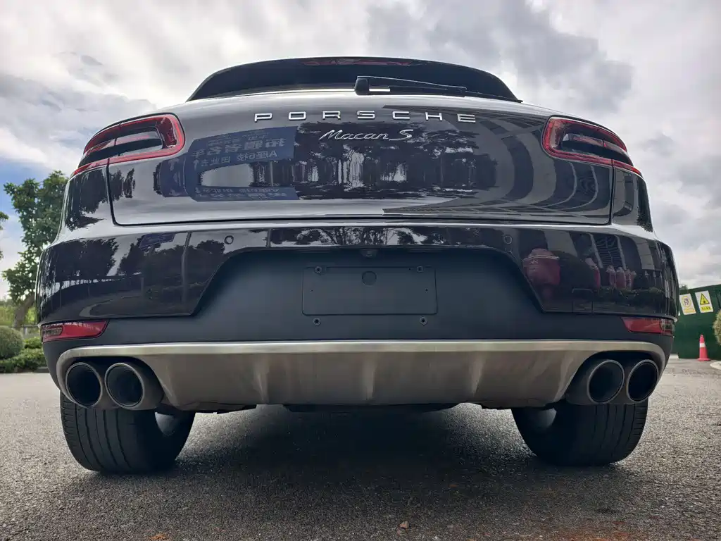 Porsche Macan 2017 — фото 17