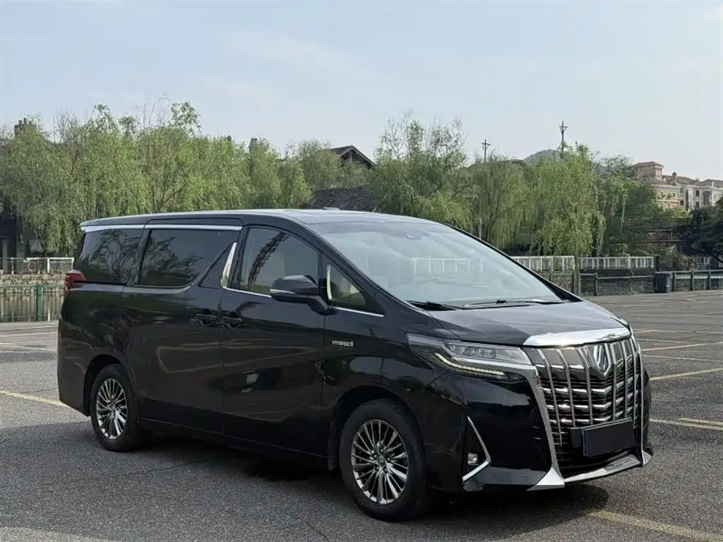 Toyota Alphard 2019 — фото 2