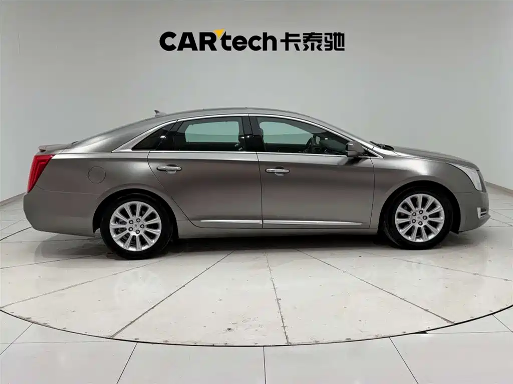 Cadillac XTS 2015 — фото 12
