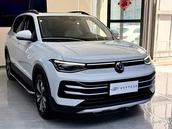 Volkswagen Tharu 2025