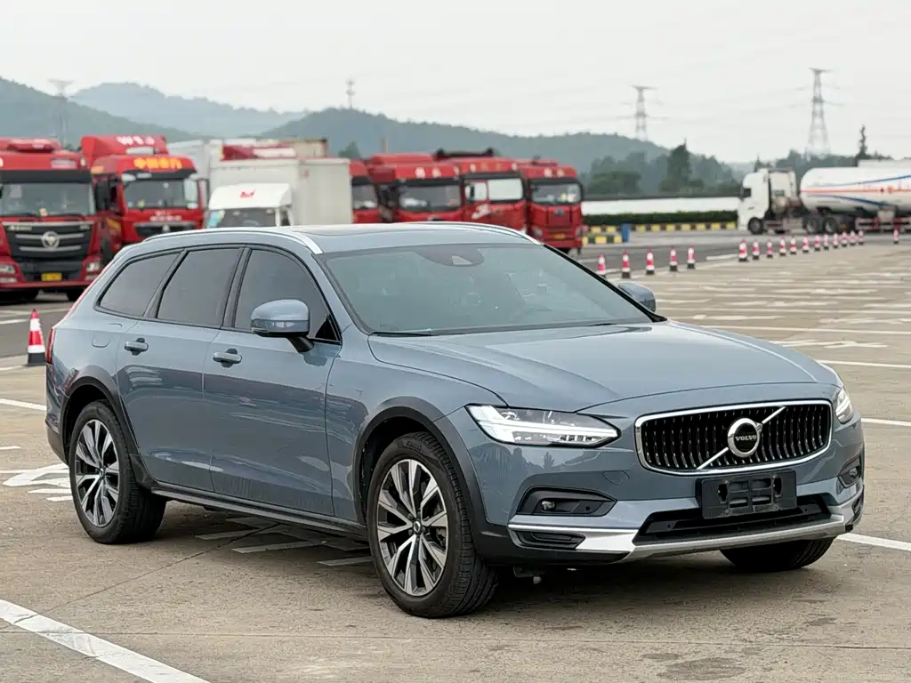 Volvo V90 2021 — фото 3