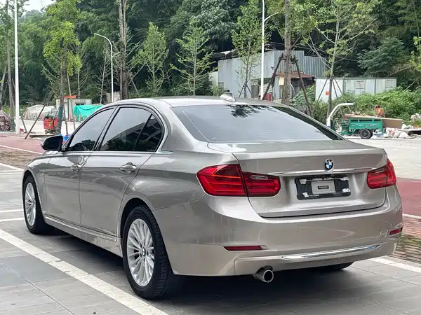BMW 3 Series 2013