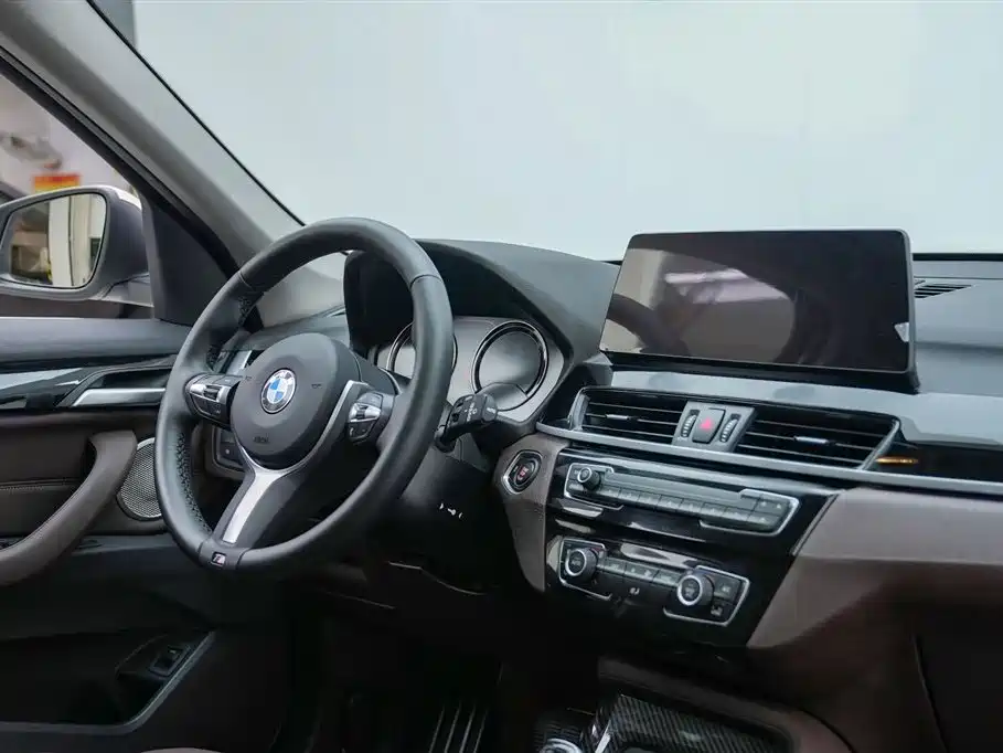 BMW X1 2023 — фото 8