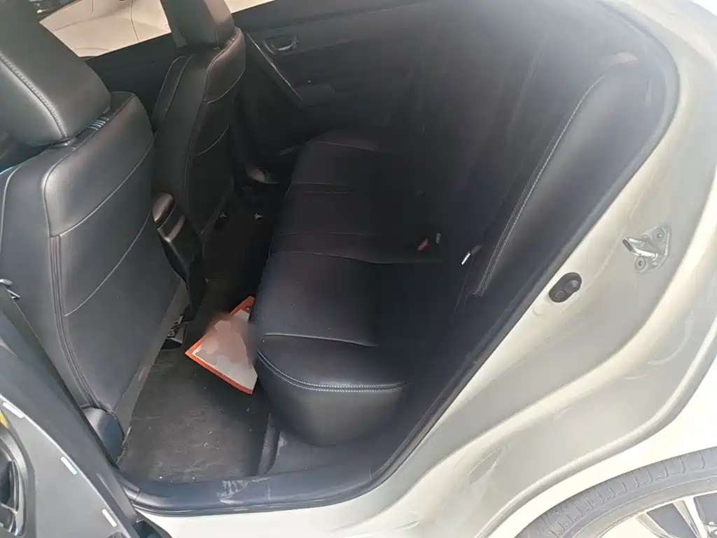 Toyota Levin 2019 — фото 17
