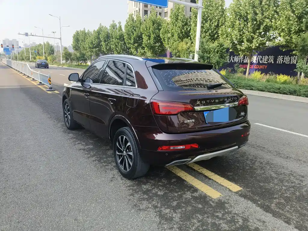 Zotye SR7 2017 — фото 9