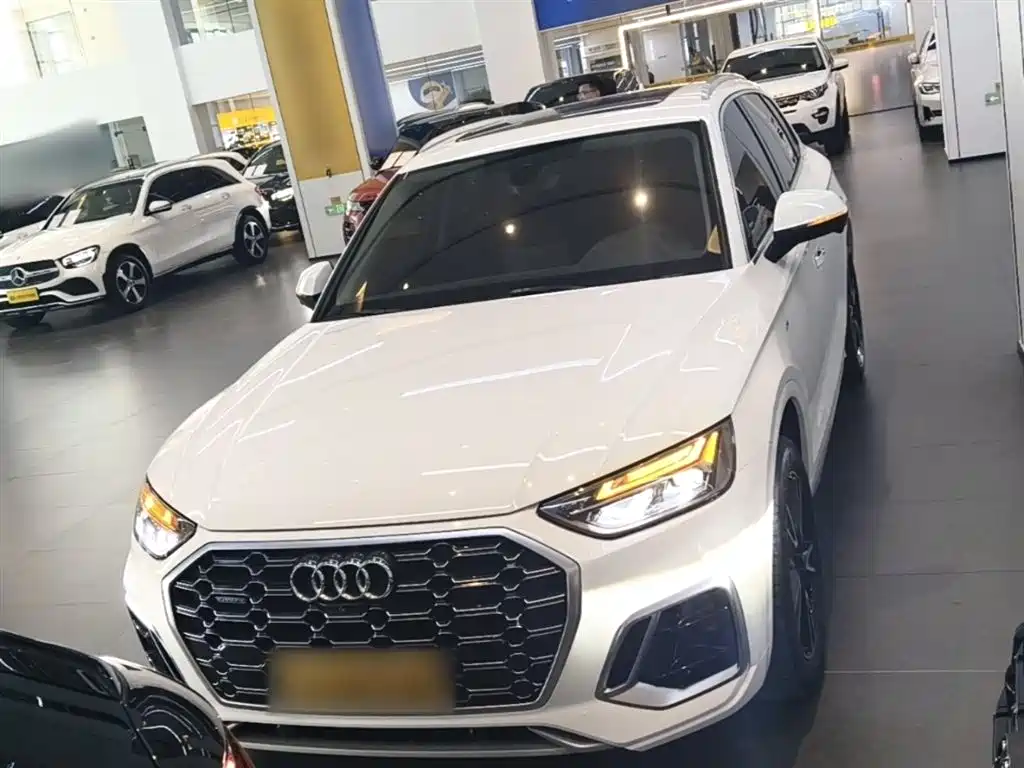 Audi Q5L 2023 — фото 3