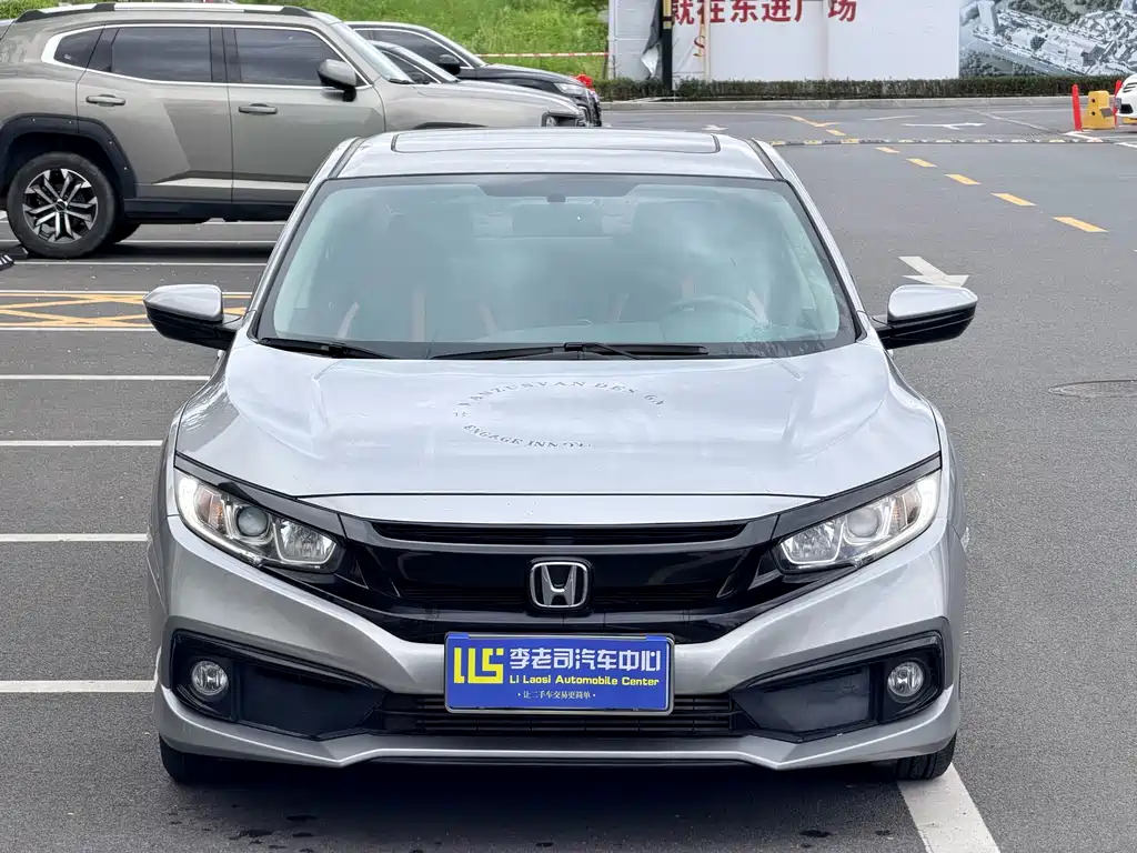 Honda Civic 2019 — фото 1