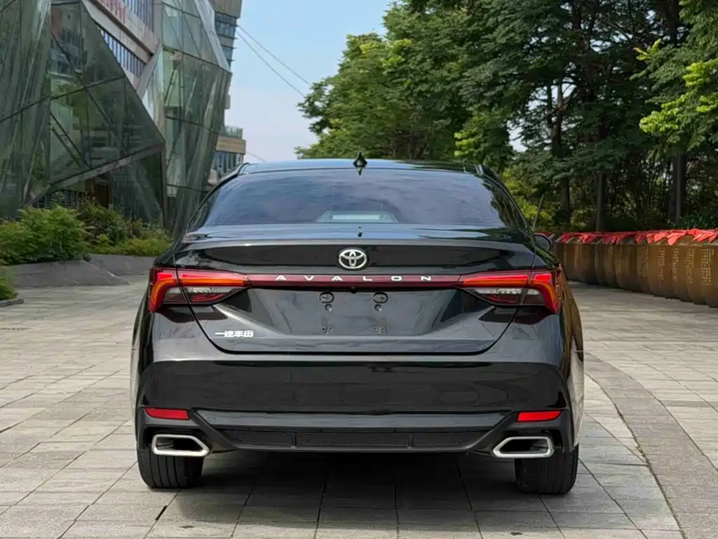 Toyota Avalon 2022 — фото 6