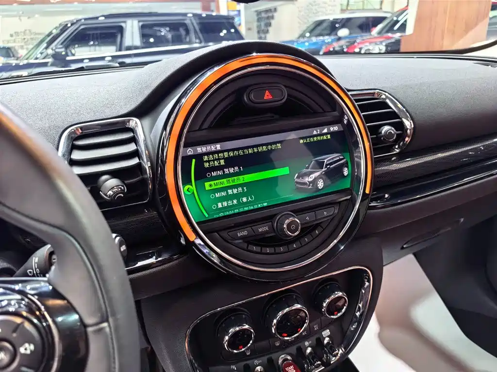 MINI Clubman 2020 — фото 10