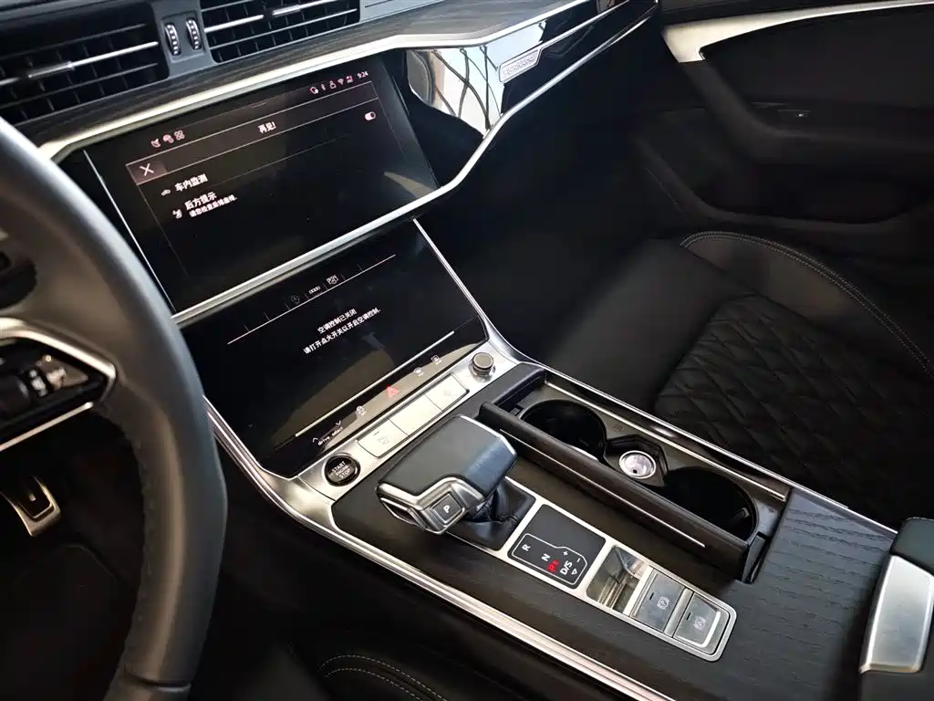 Audi A6L 2025 — фото 14