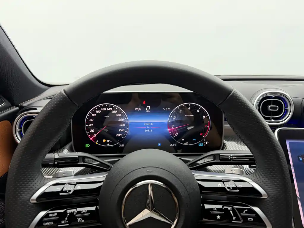 Mercedes-Benz C-Class 2023 — фото 4