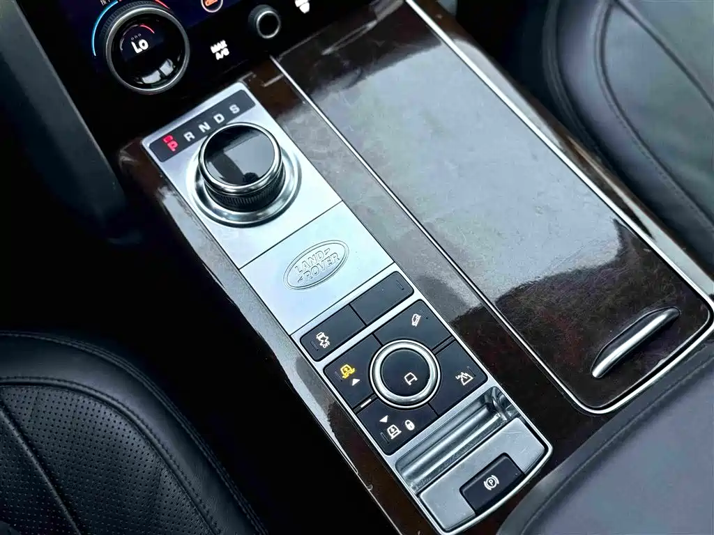 Land Rover Range Rover 2020 — фото 12