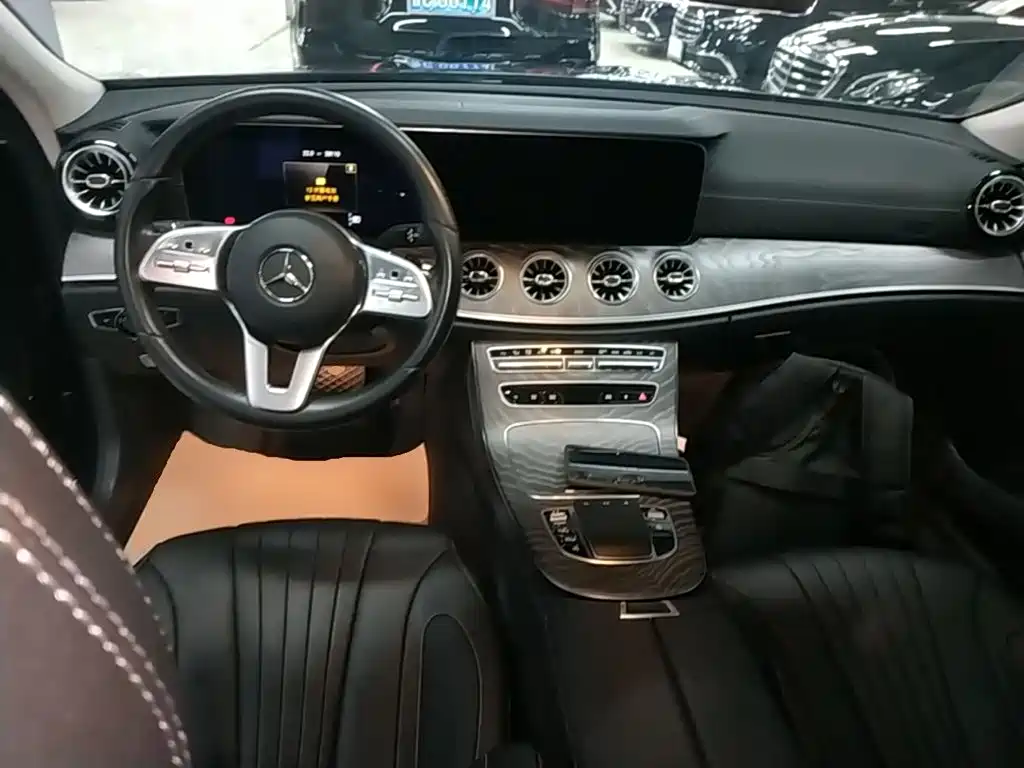 Mercedes-Benz CLS 2021 — фото 10