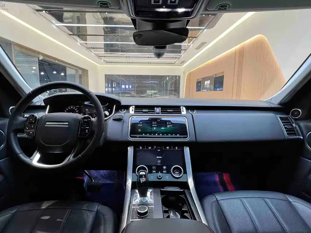 Land Rover Range Rover Sport 2020 — фото 12