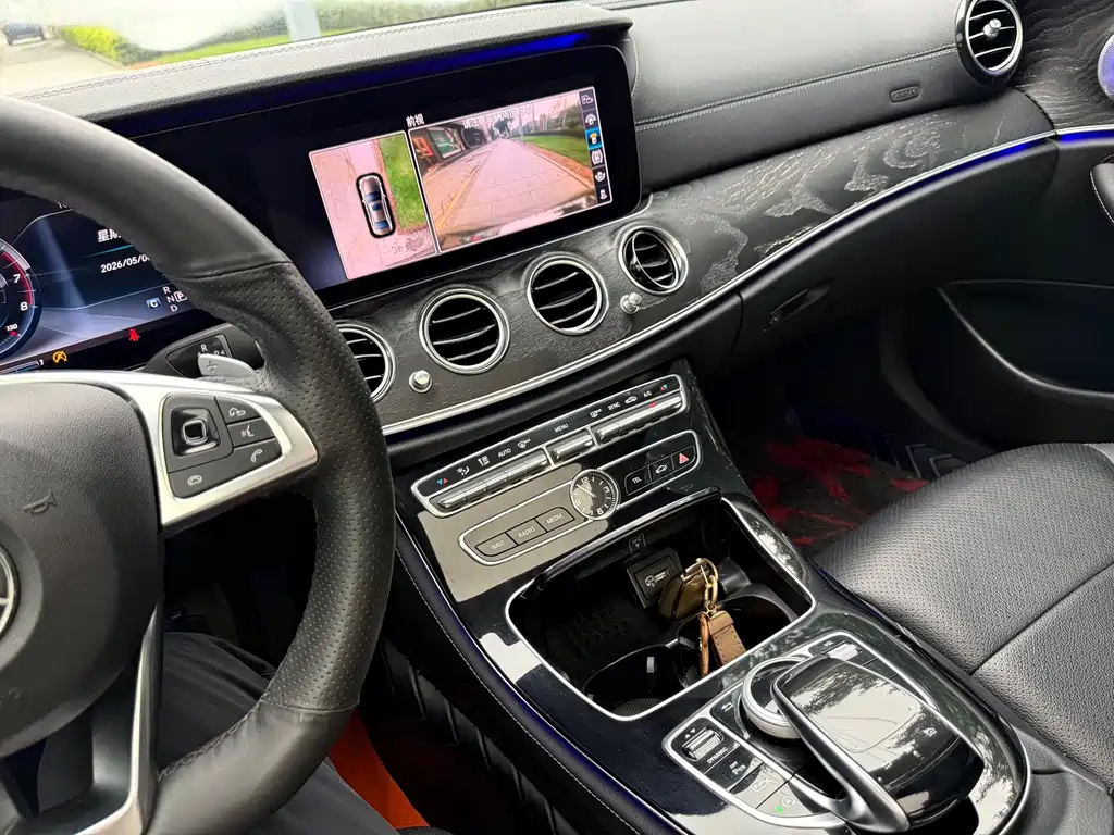 Mercedes-Benz E-Class 2018 — фото 39