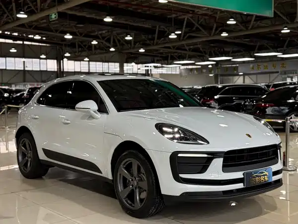 Porsche Macan 2026