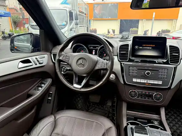 Mercedes-Benz GLS 2018