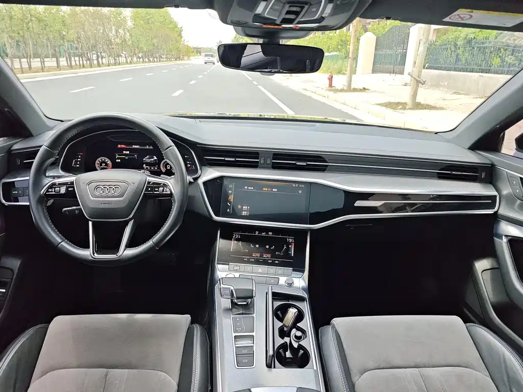 Audi A6L 2019 — фото 10