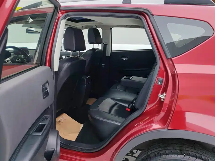 Nissan Qashqai 2014 — фото 11