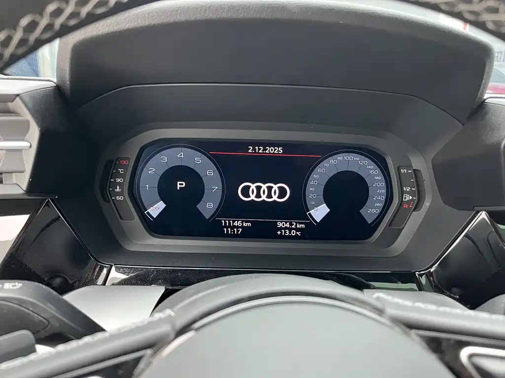 Audi A3 2023 — фото 10