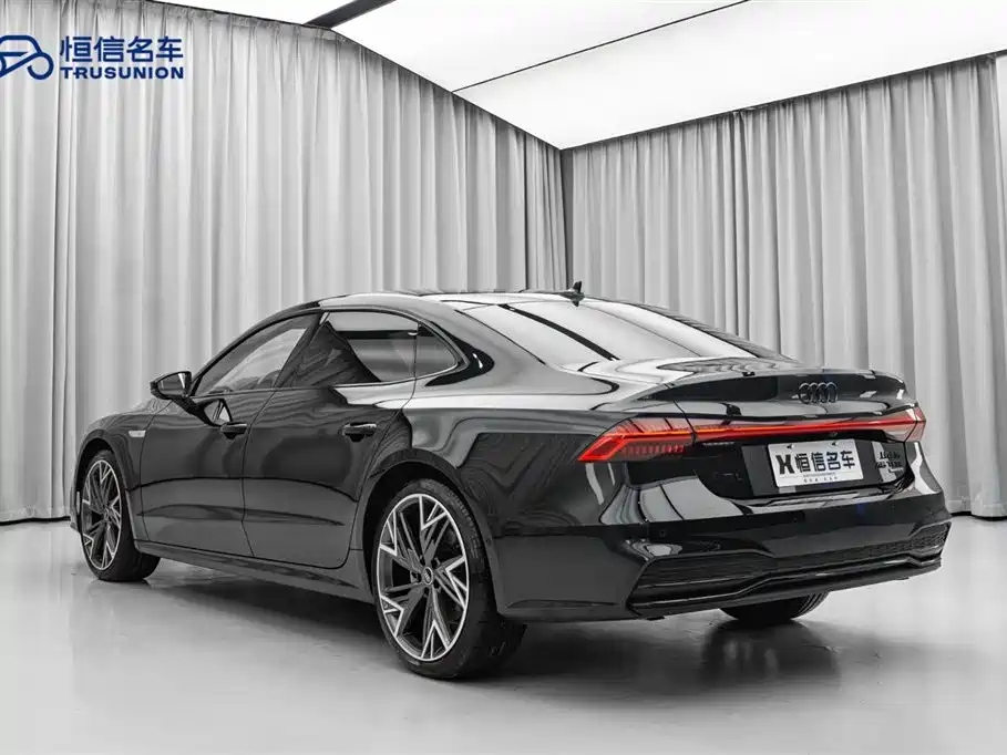 Audi A7L 2024 — фото 11