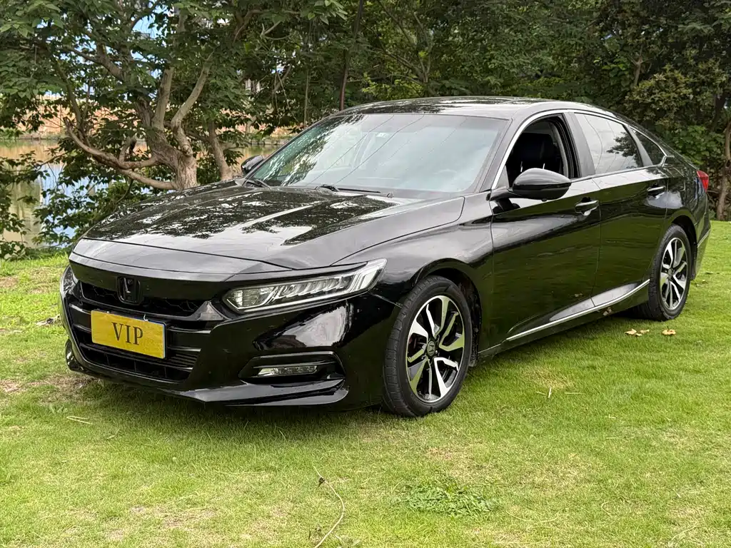 Honda Accord 2020 — фото 1