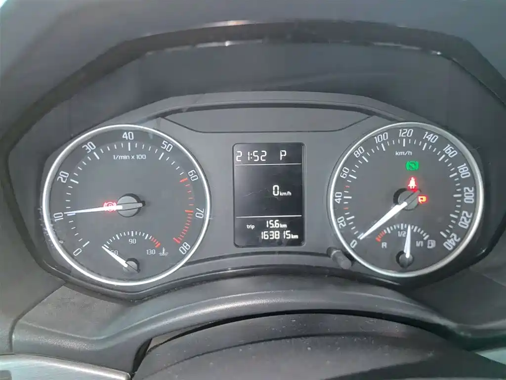 Skoda Octavia 2014 — фото 12