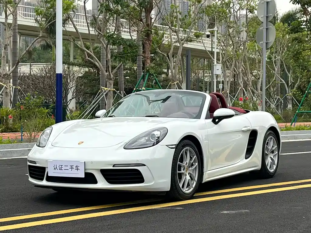 Porsche 718 2017 — фото 1