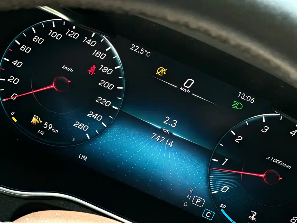 Mercedes-Benz GLC 2020 — фото 15
