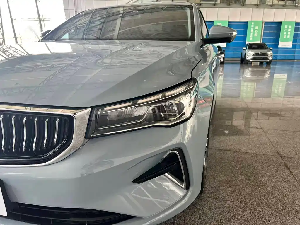 Geely Emgrand 2023 — фото 14