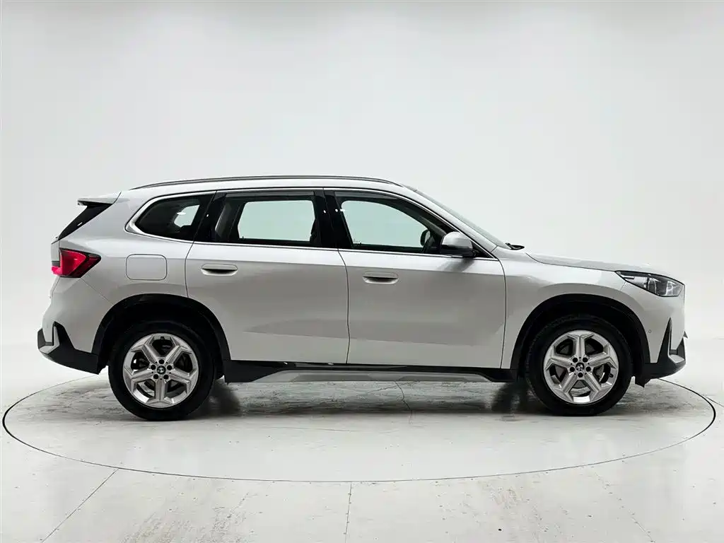 BMW X1 2024 — фото 9