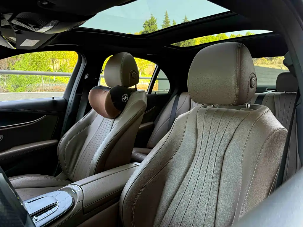 Mercedes-Benz E-Class 2023 — фото 9