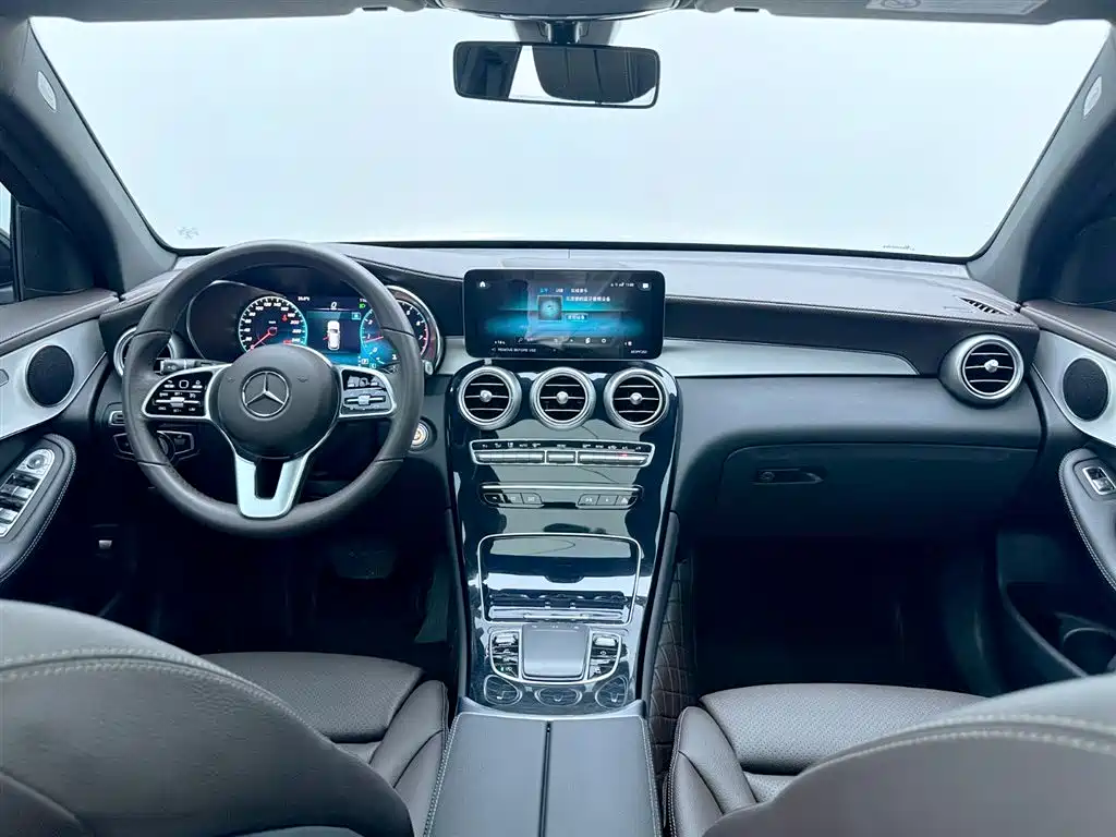 Mercedes-Benz GLC 2022 — фото 16