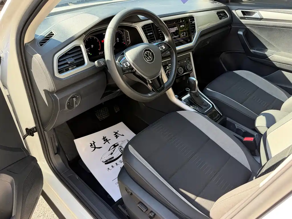 Volkswagen T-Roc 2022 — фото 15