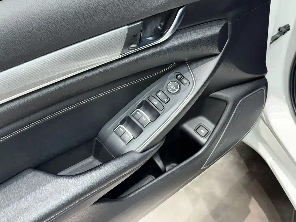 Honda Inspire 2022 — фото 22