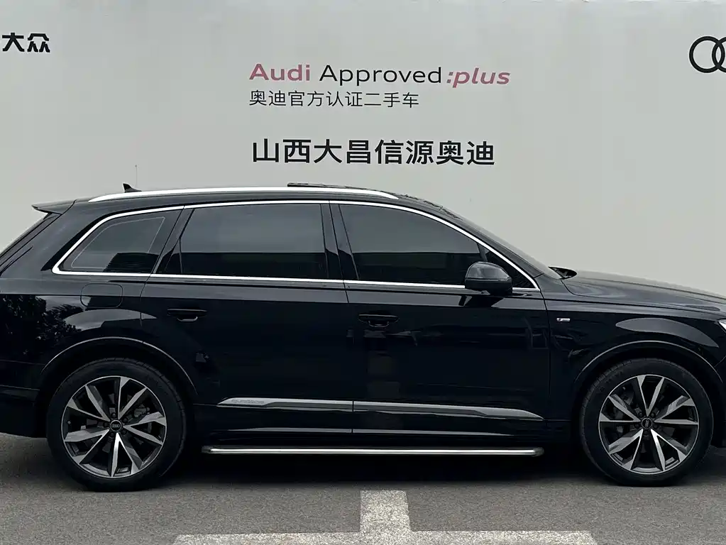 Audi Q7 2024 — фото 4