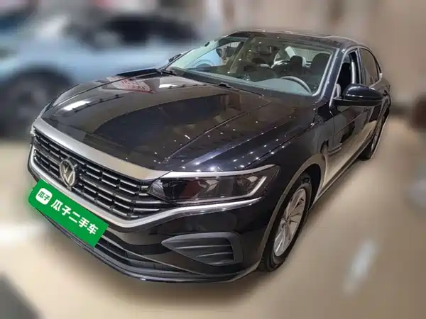 Volkswagen Passat 2025