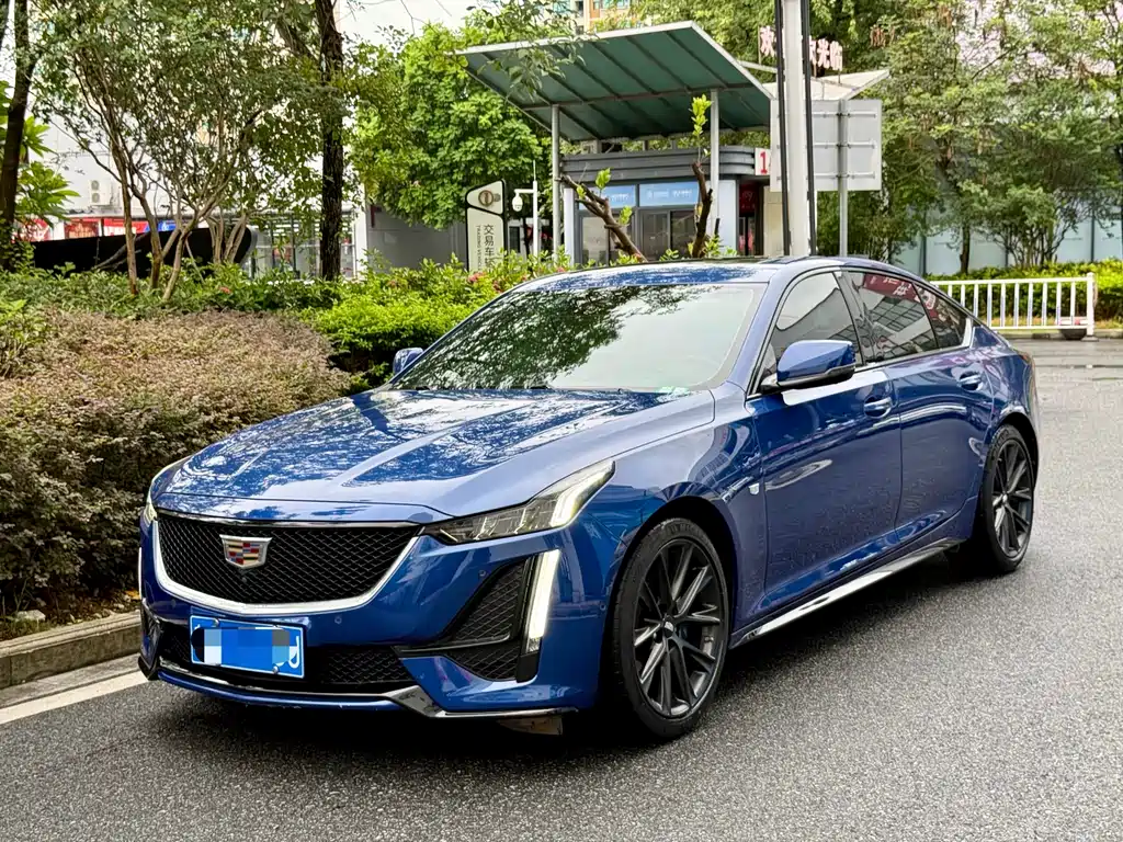 Cadillac CT5 2022 — фото 1