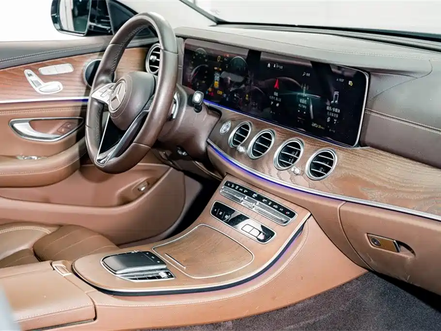 Mercedes-Benz E-Class New Energy 2022 — фото 18
