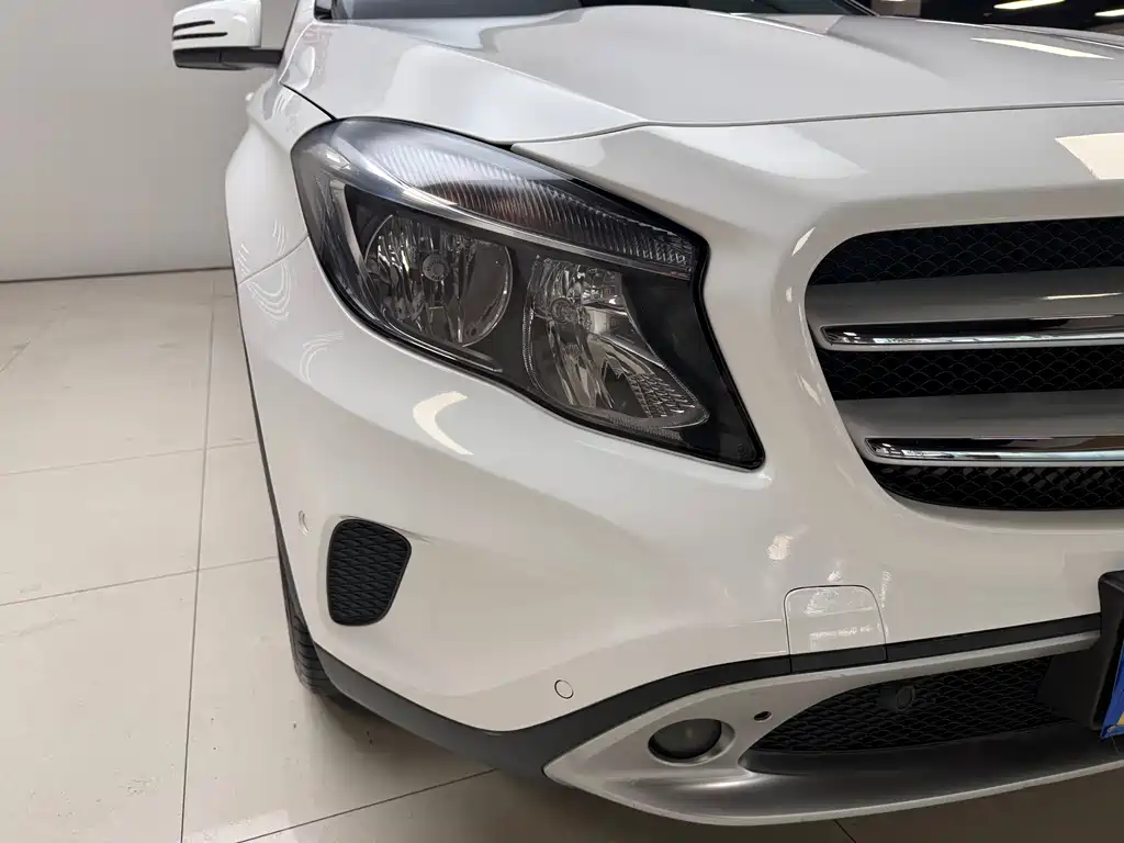 Mercedes-Benz GLA 2015 — фото 11