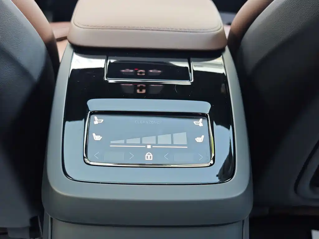 Volvo S90 PHEV 2024 — фото 16